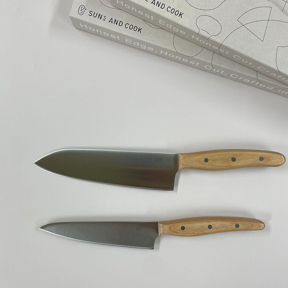 まっすぐな包丁 三徳包丁 SUNS AND COOK
