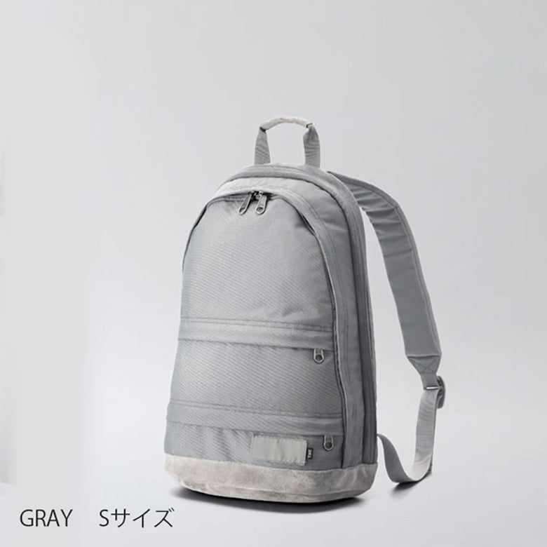 THE DAYPACK 整理収納ができるデイパック リュック