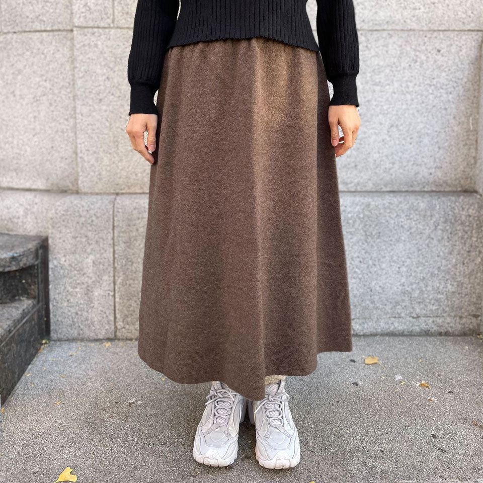 おなかをつつむ のびるニットロングスカート あったかウール FOUR