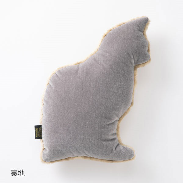 猫好きさんに ふわふわの猫型クッション NEKO ぬいぐるみ ねこ Fabrico