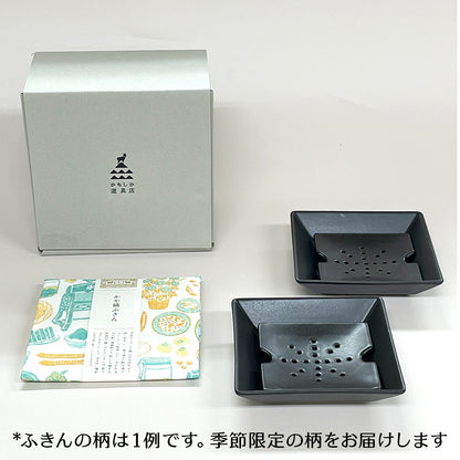 かもしか道具店 夏のギフトセット 冷奴の鉢2枚＆季節柄のふきん1枚 ロゴ刻印箱入り