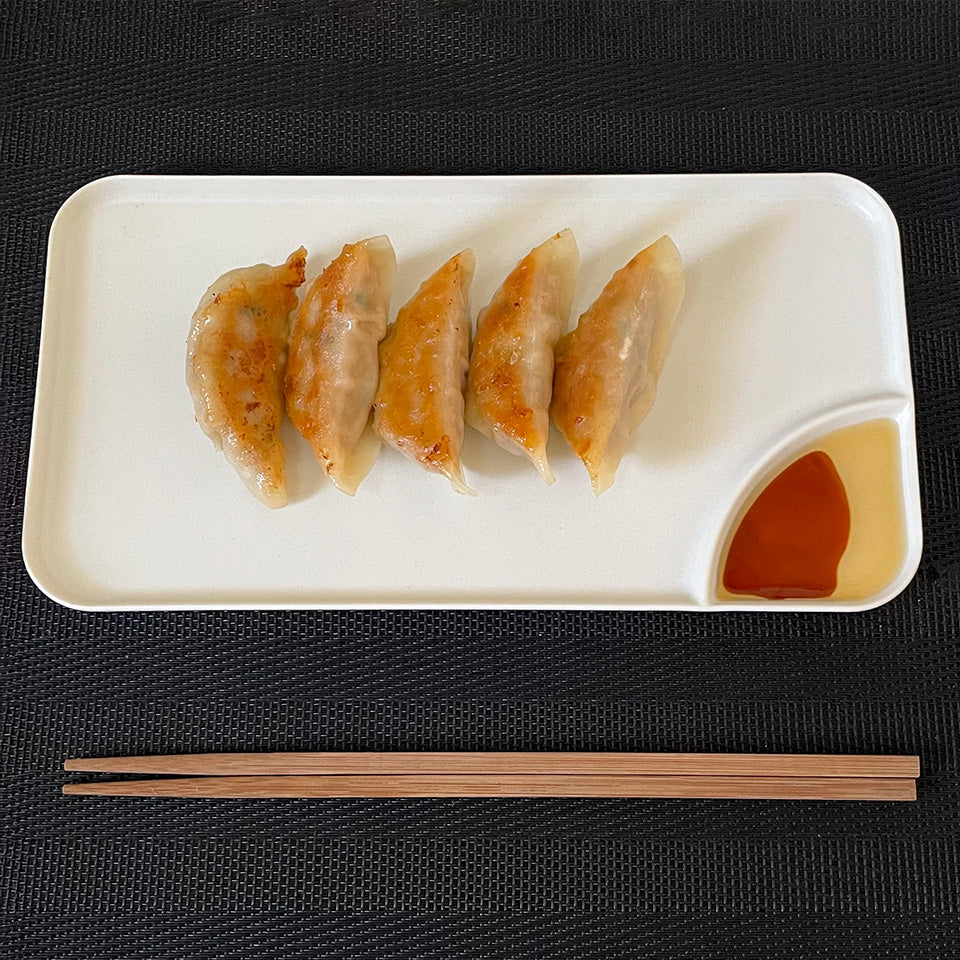 かもしか道具店 醤油の仕切り皿 プレート 餃子 刺身 焼物皿 長角皿 和食器