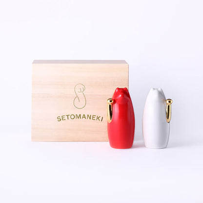 おしゃれな招き猫 2個セット 桐箱入り SETOMANEKI