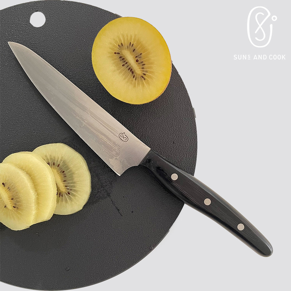 まっすぐな包丁 ペティナイフ SUNS AND COOK