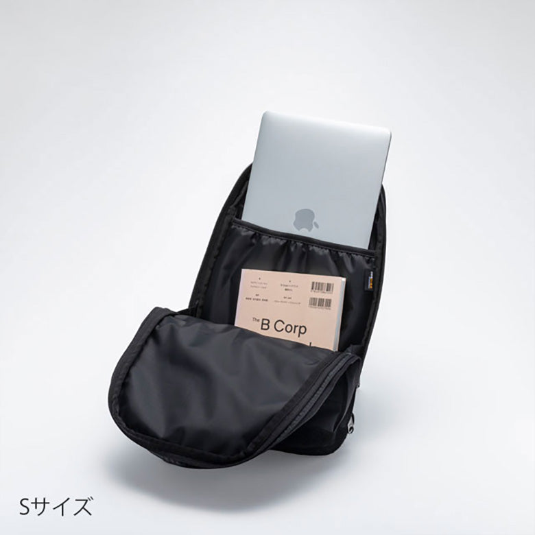 THE デイパック リュック バックパック ブラック グレー A4 パソコン