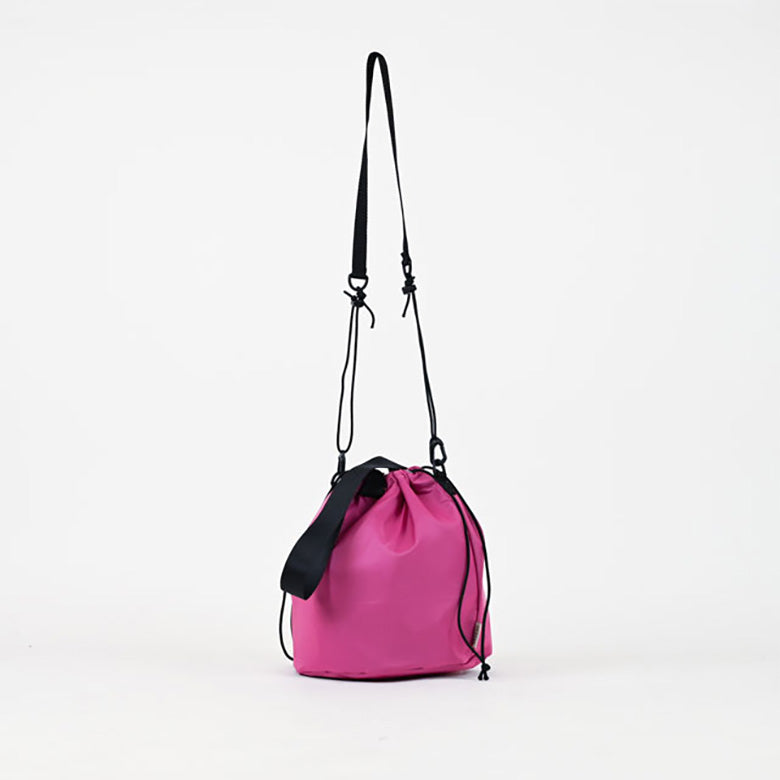 TO＆FRO 軽量 巾着ショルダーバッグ DRAWSTRING SHOULDER